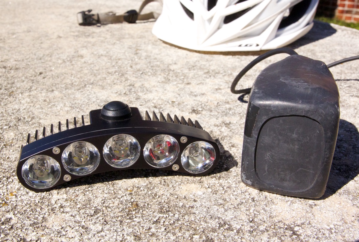 Revisión: Trail LED 3000 Lumber Bike Light - This Web Mountain Bike News